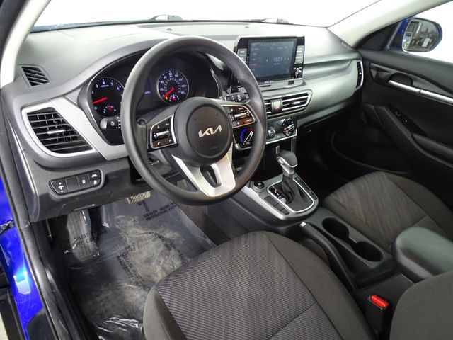 2022 Kia Seltos LX Image 15 of 41