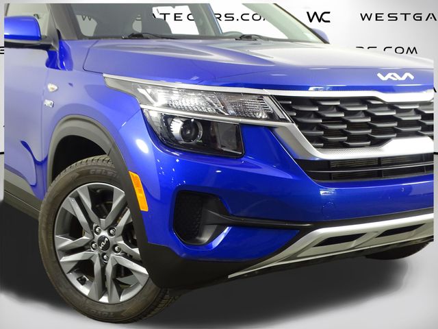 2022 Kia Seltos LX Image 4 of 41