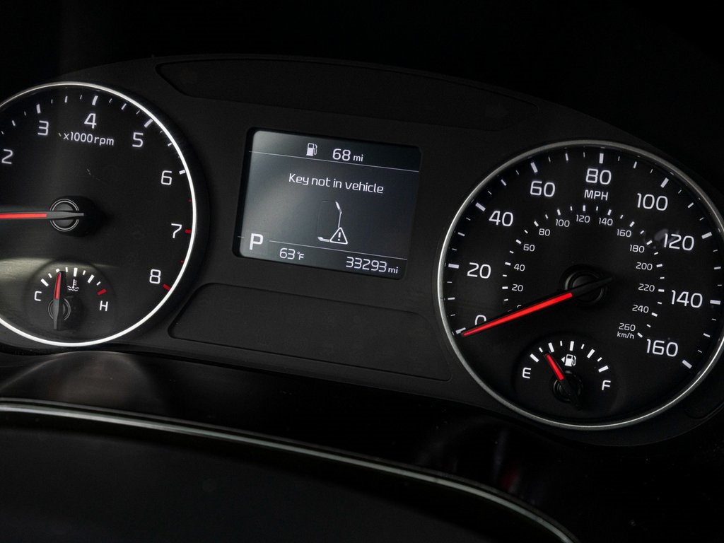 Vehicle image 18 of 40