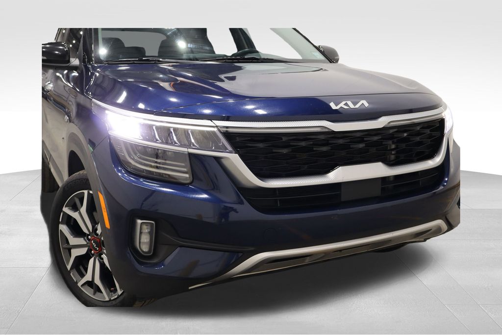Vehicle image 44 of 44