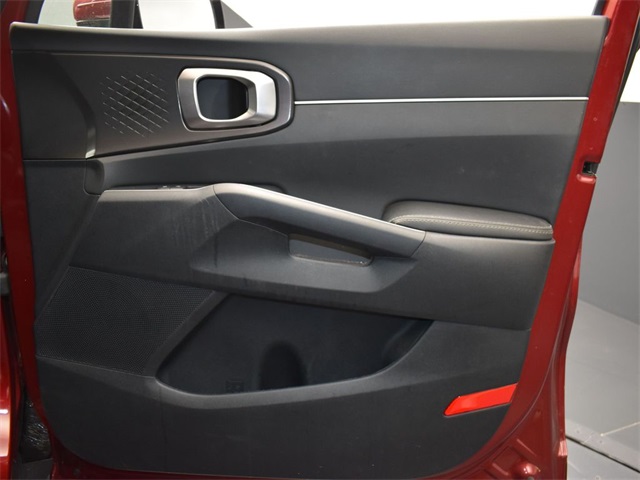 Vehicle image 37 of 48
