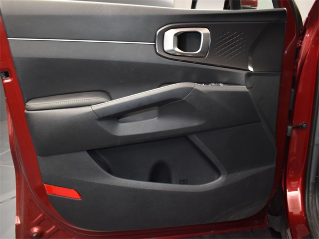 Vehicle image 36 of 48