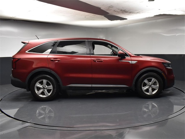 Vehicle image 10 of 48