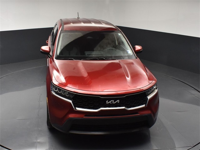 Vehicle image 4 of 48