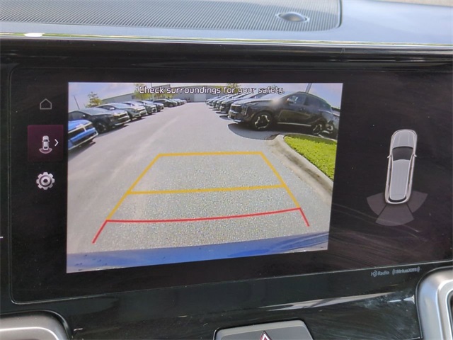 Vehicle image 18 of 30
