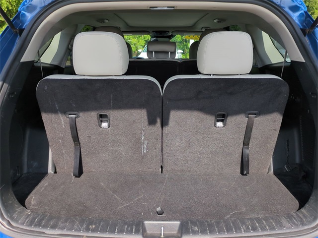 Vehicle image 10 of 30