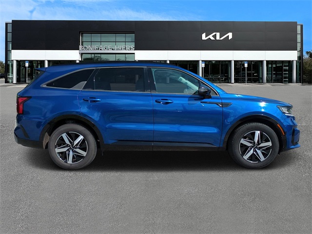 Vehicle image 4 of 30