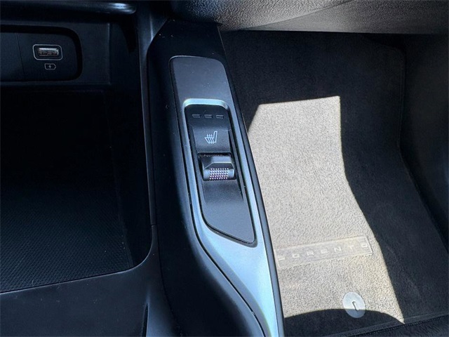 Vehicle image 39 of 44