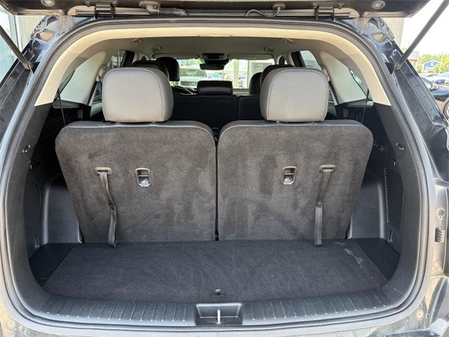 Vehicle image 14 of 44