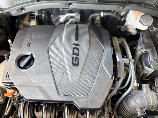 Vehicle image 9 of 44