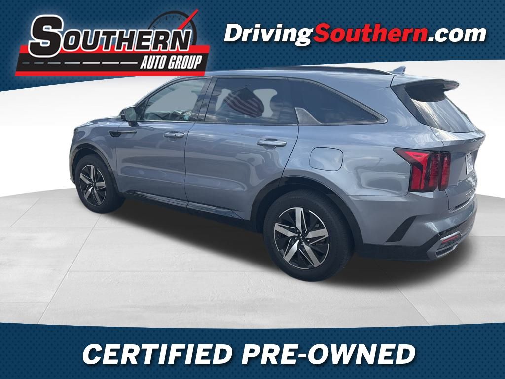 Vehicle image 23 of 51