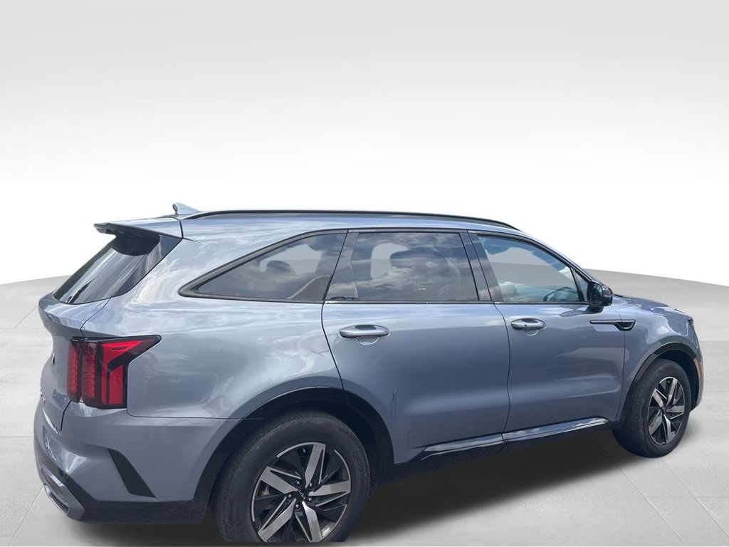 Vehicle image 14 of 51