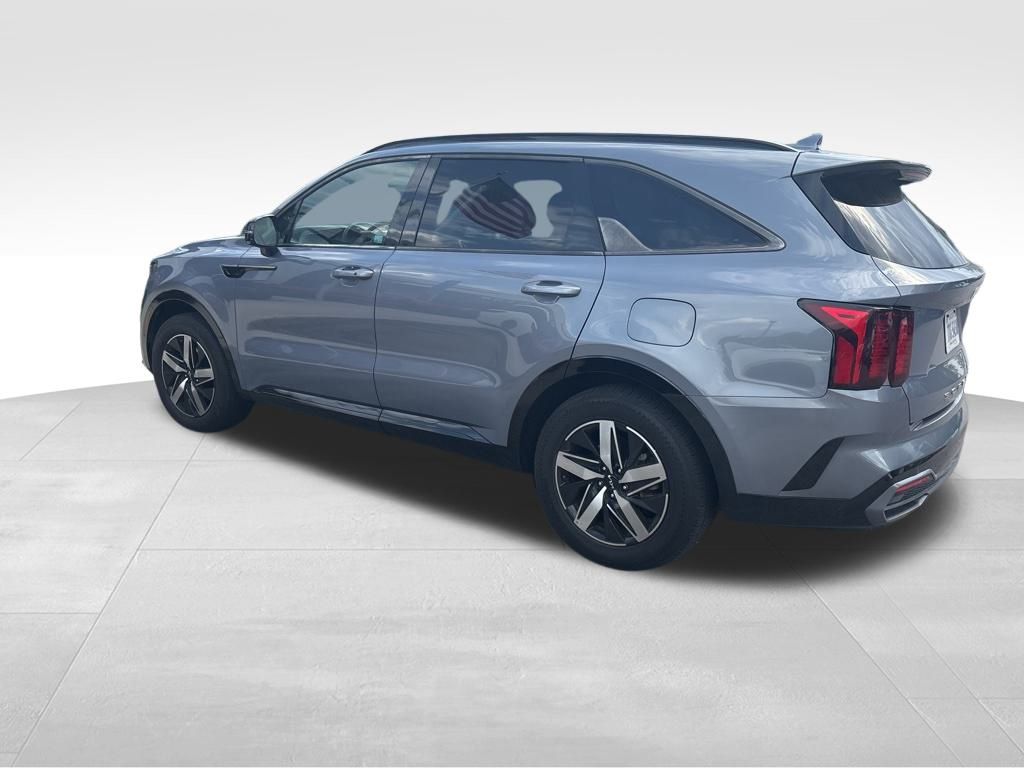 Vehicle image 24 of 51