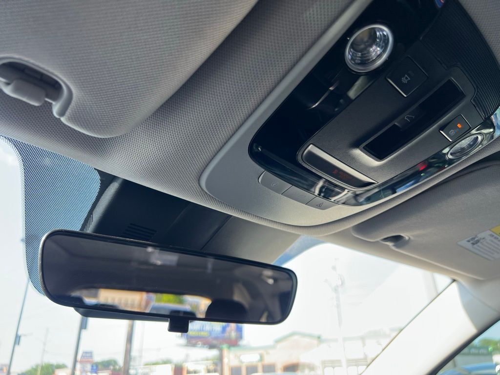Vehicle image 54 of 58