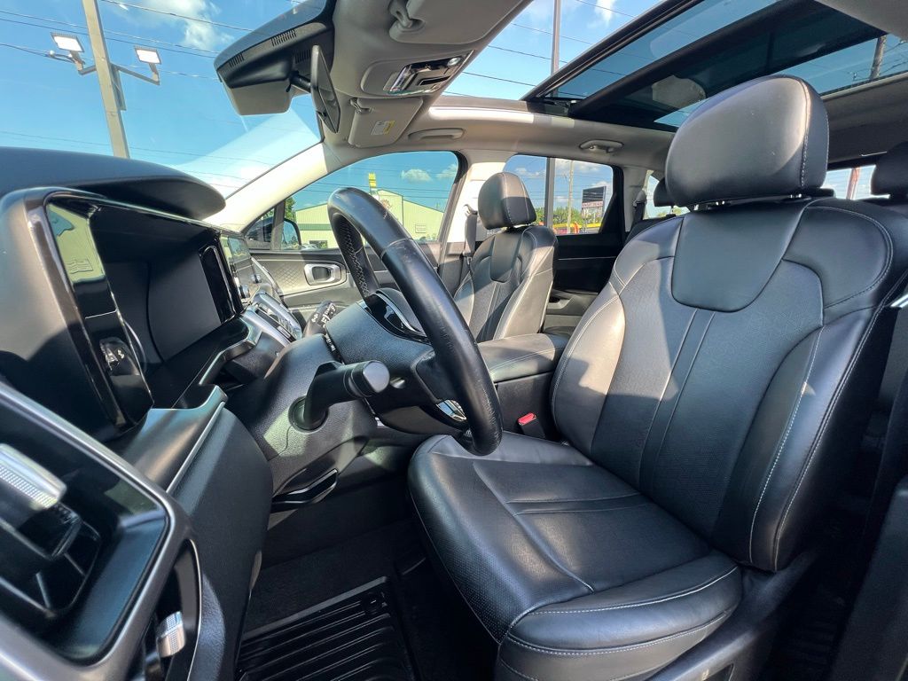 Vehicle image 24 of 58