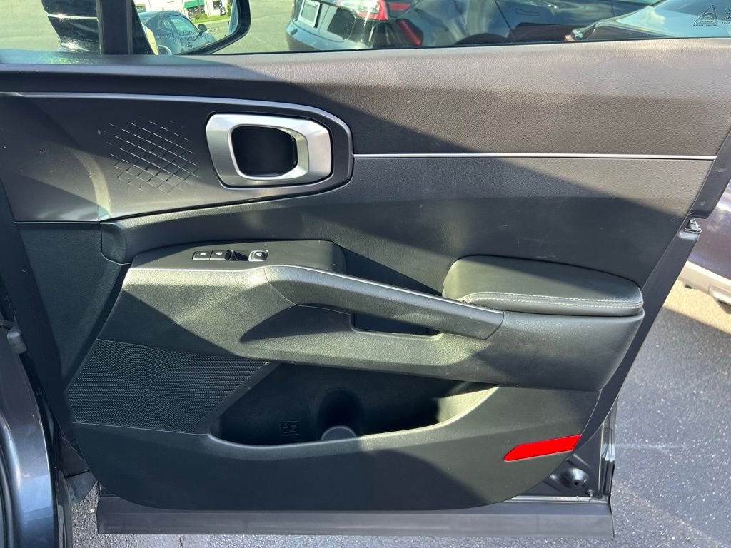 Vehicle image 45 of 58