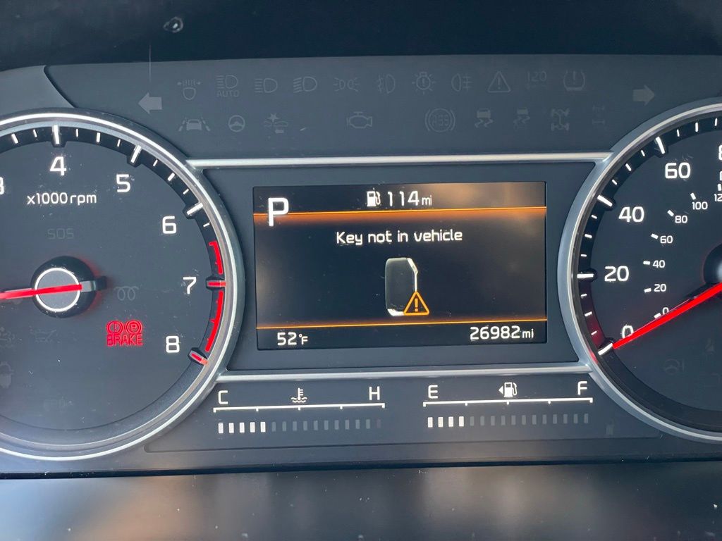 Vehicle image 16 of 34