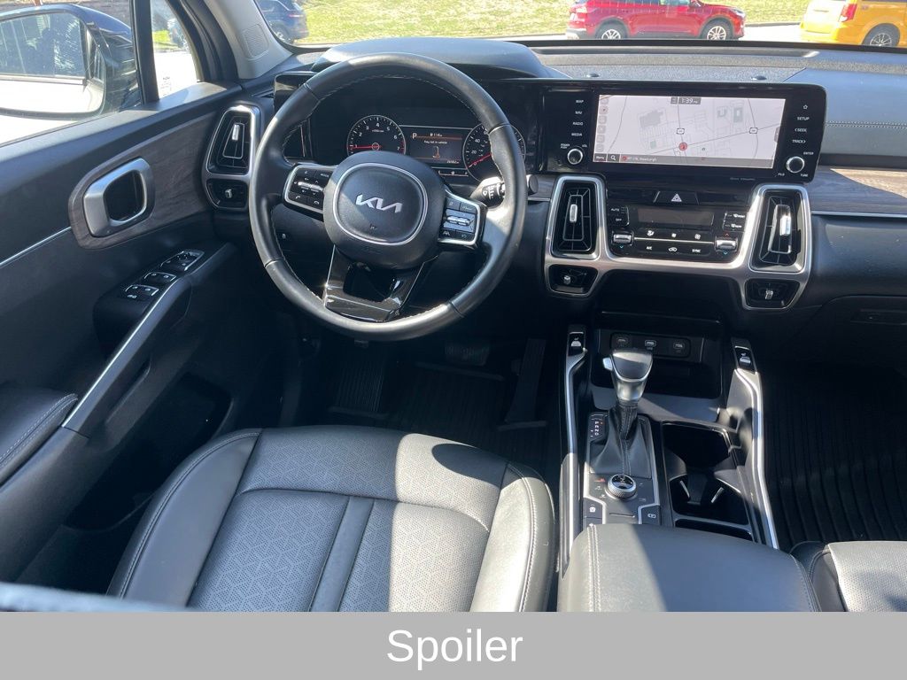 Vehicle image 8 of 34