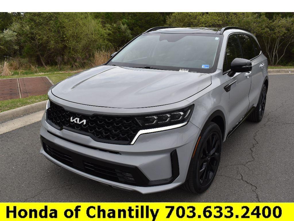 2022 Kia Sorento SX Image 2 of 50