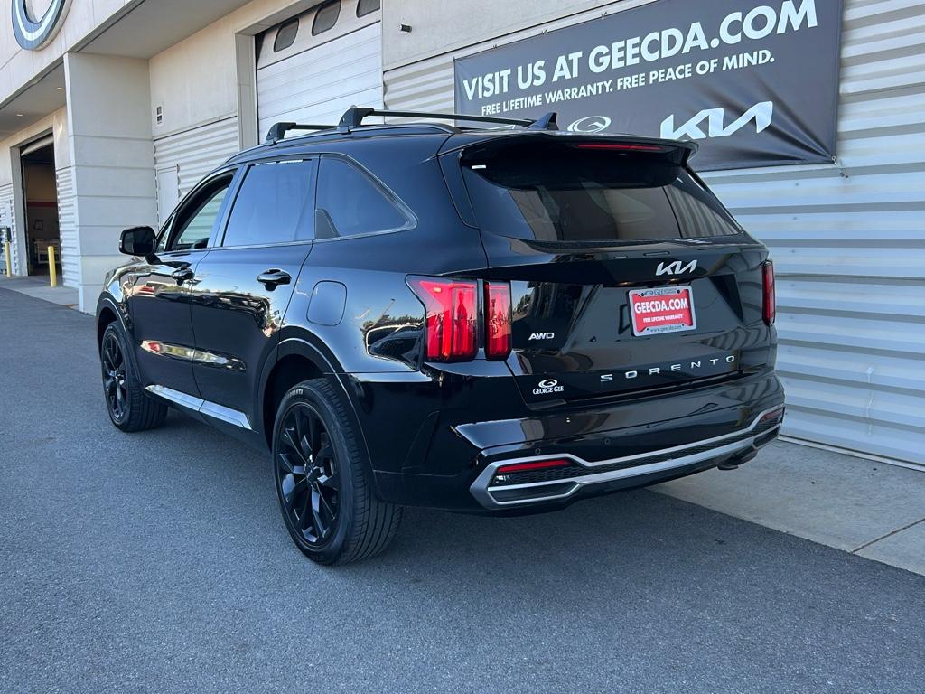 Vehicle image 5 of 31