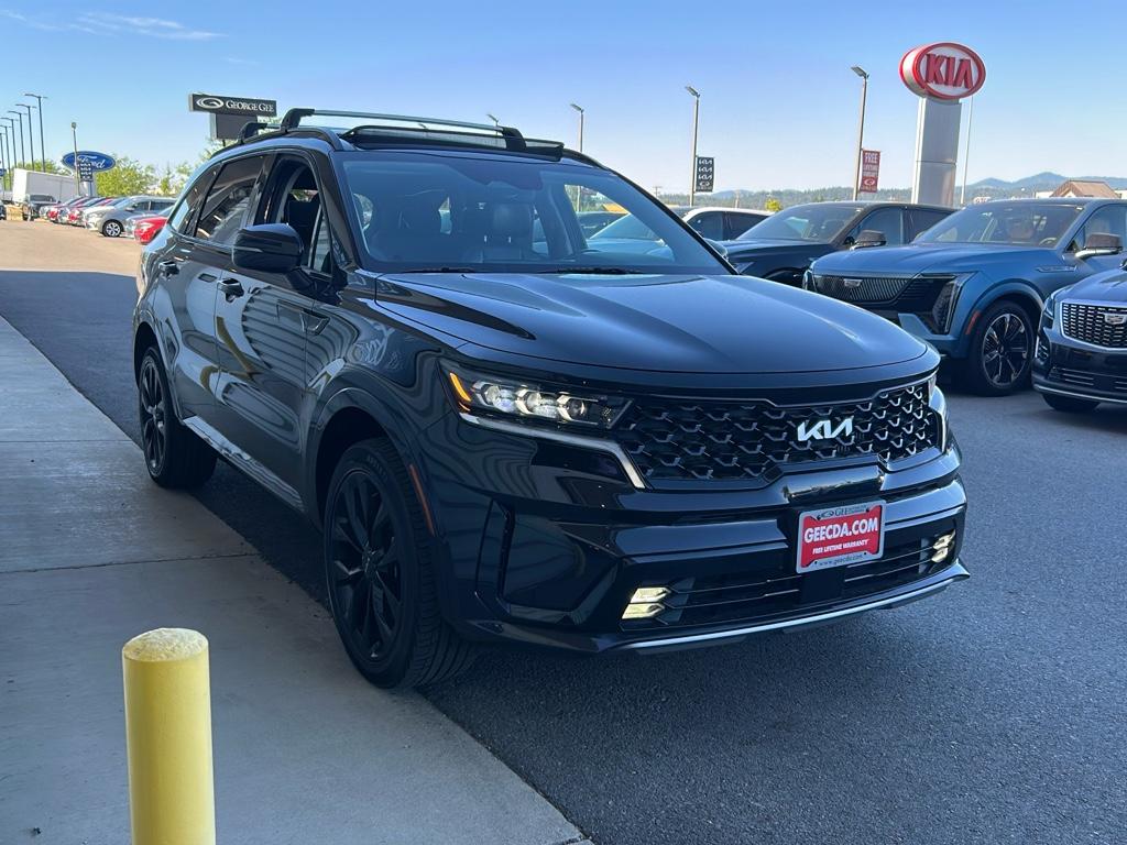 Vehicle image 3 of 31