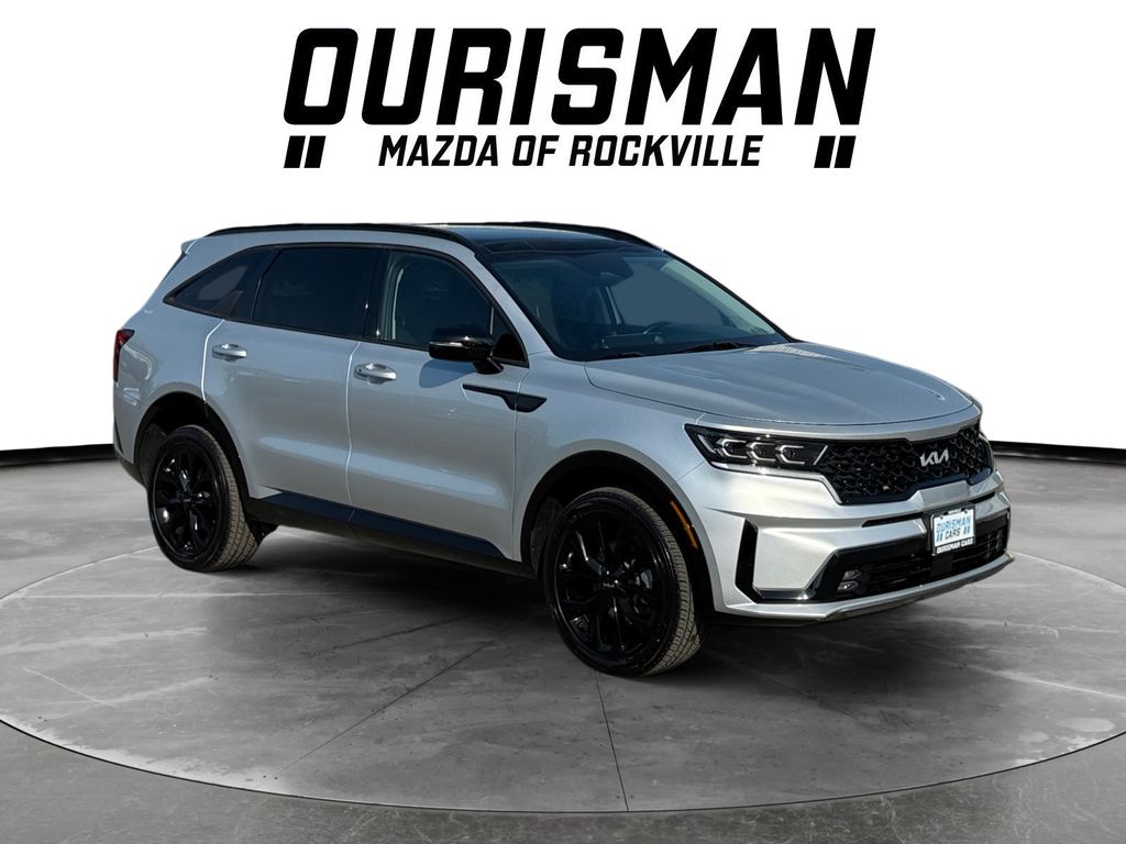 2022 Kia Sorento SX Image 3 of 29