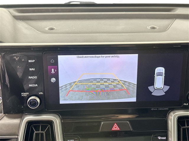 Vehicle image 13 of 42