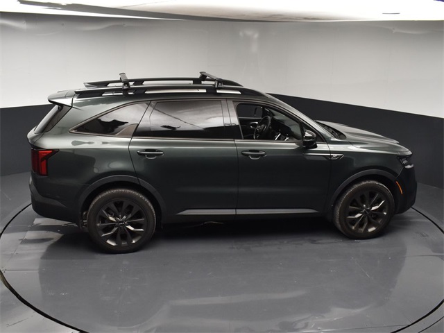 Vehicle image 14 of 50
