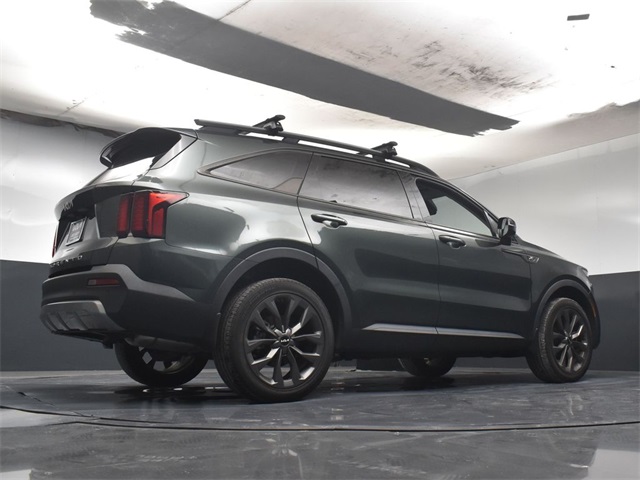 Vehicle image 19 of 50