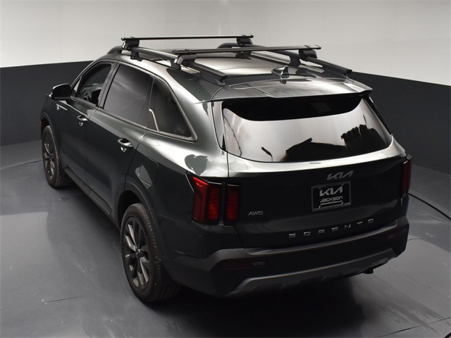 Vehicle image 22 of 50