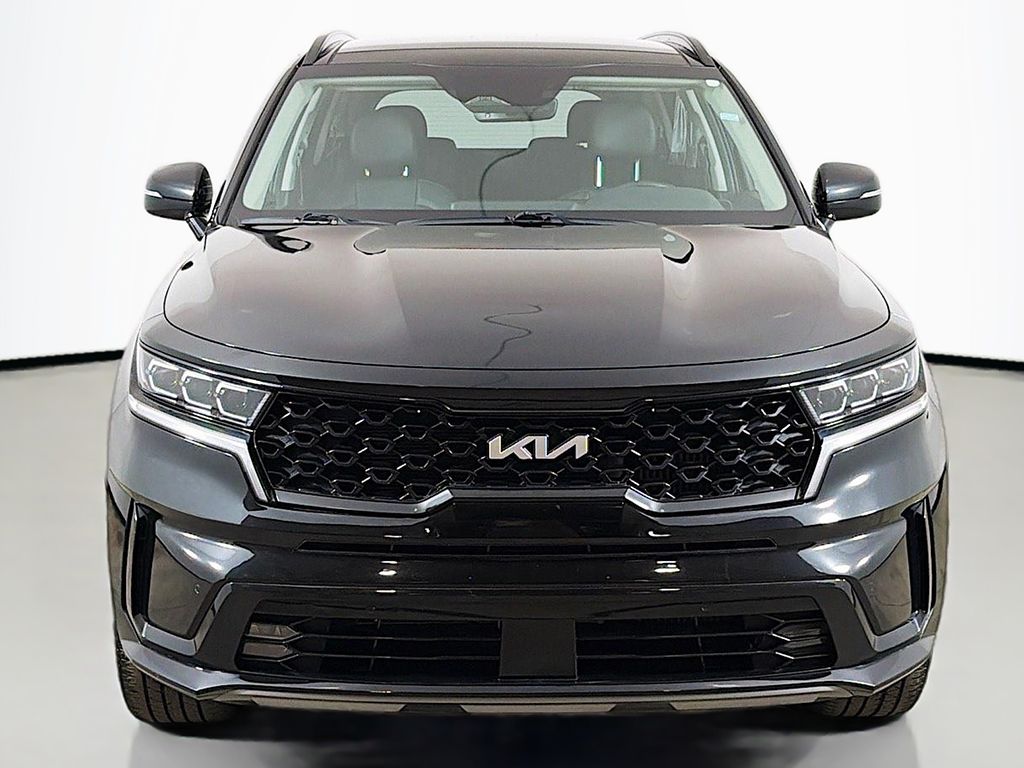 2022 Kia Sorento X-Line EX Image 2 of 47