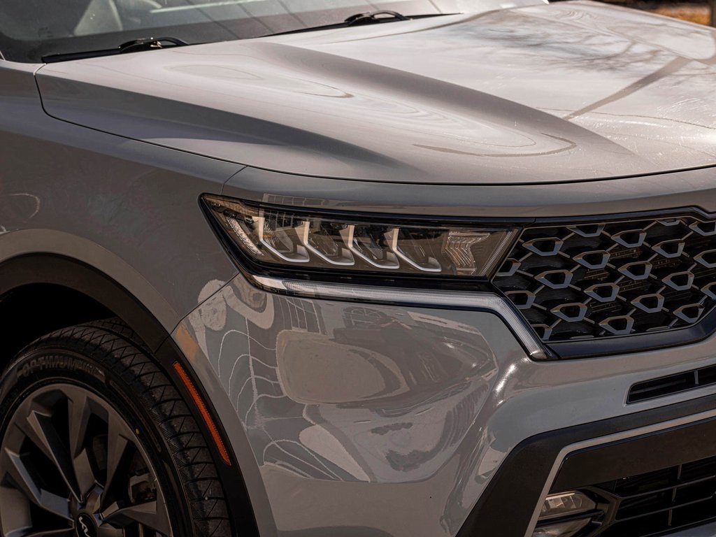 Vehicle image 42 of 45