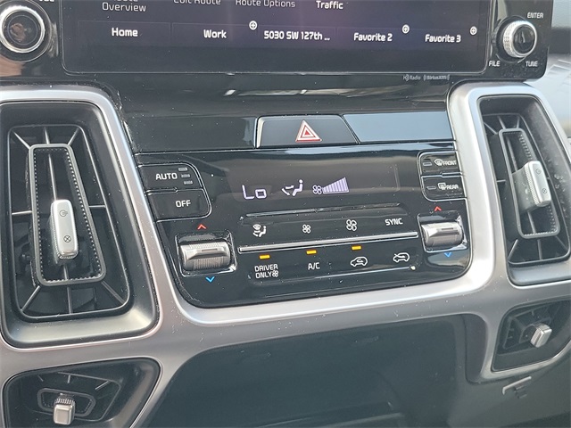 Vehicle image 16 of 33