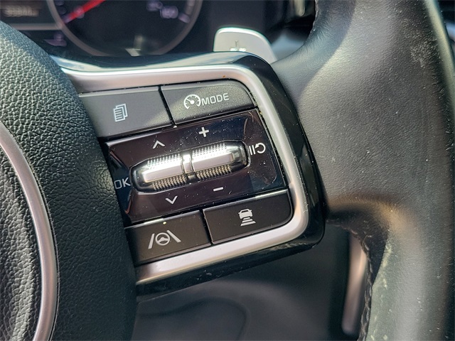 Vehicle image 12 of 33