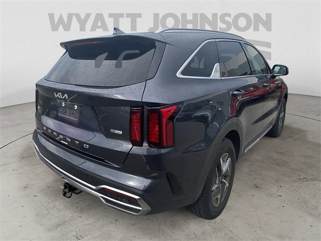 Vehicle image 7 of 14