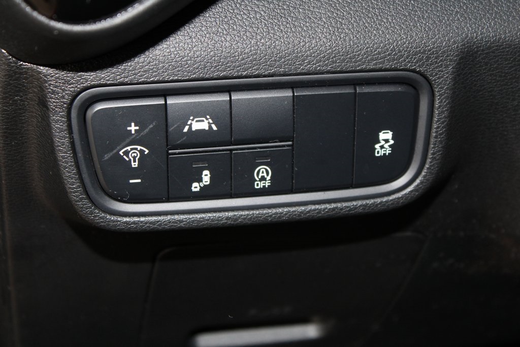 Vehicle image 13 of 41