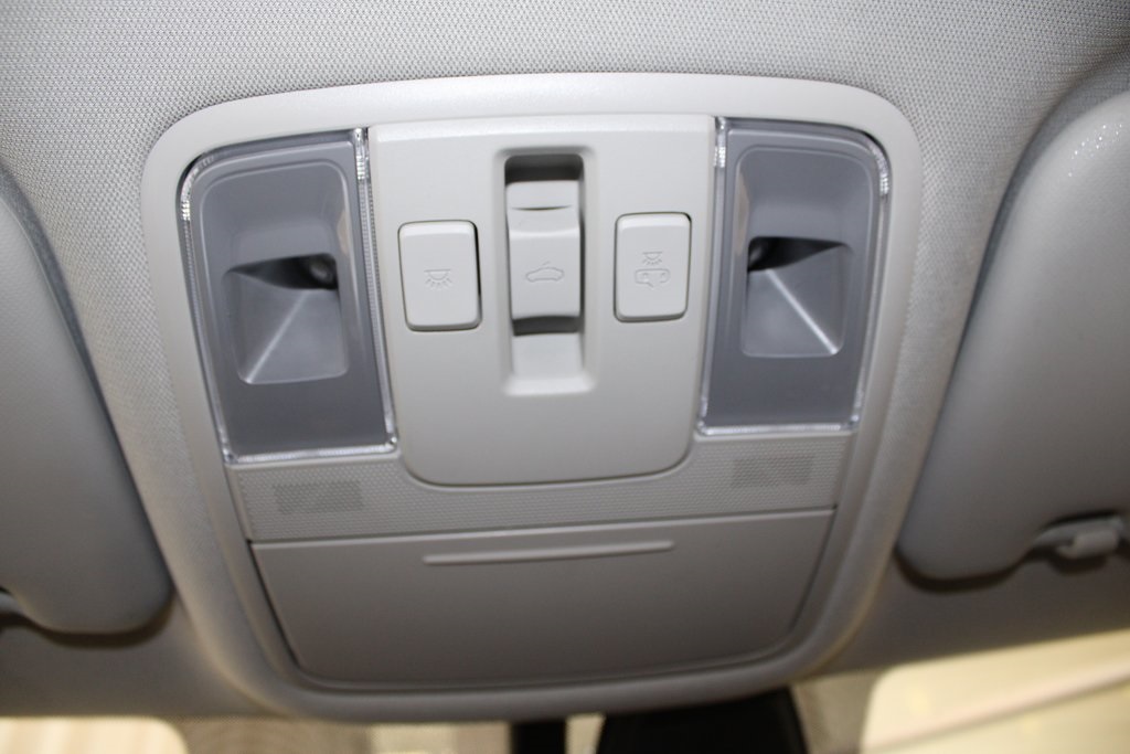 Vehicle image 34 of 41