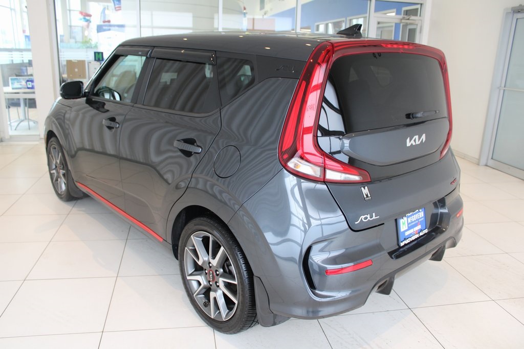 Vehicle image 5 of 41