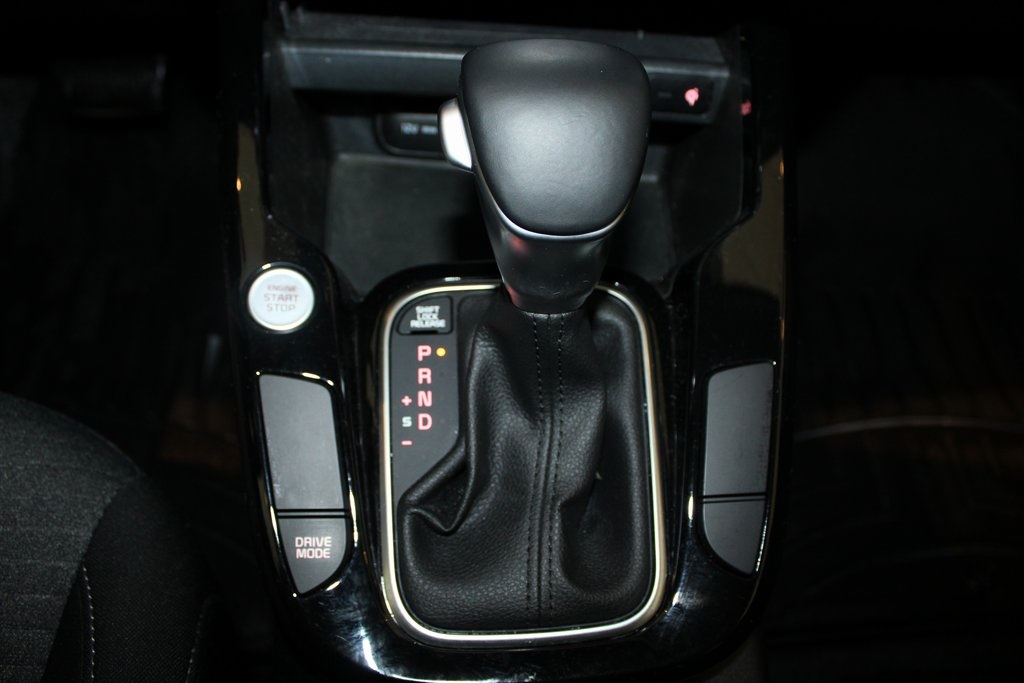 Vehicle image 28 of 41