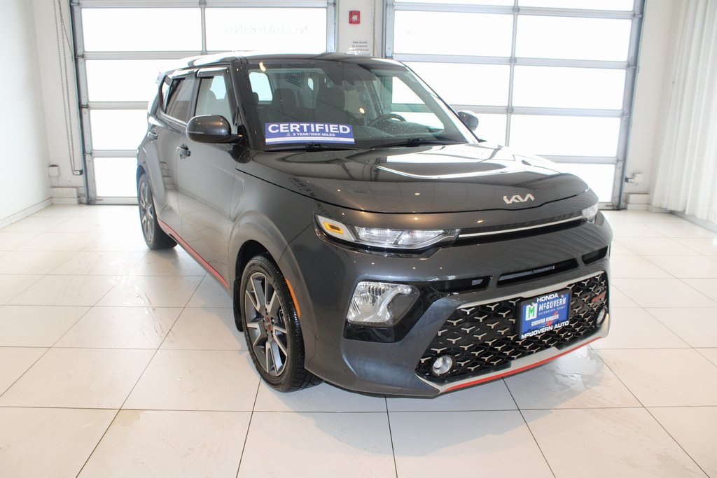Vehicle image 3 of 41