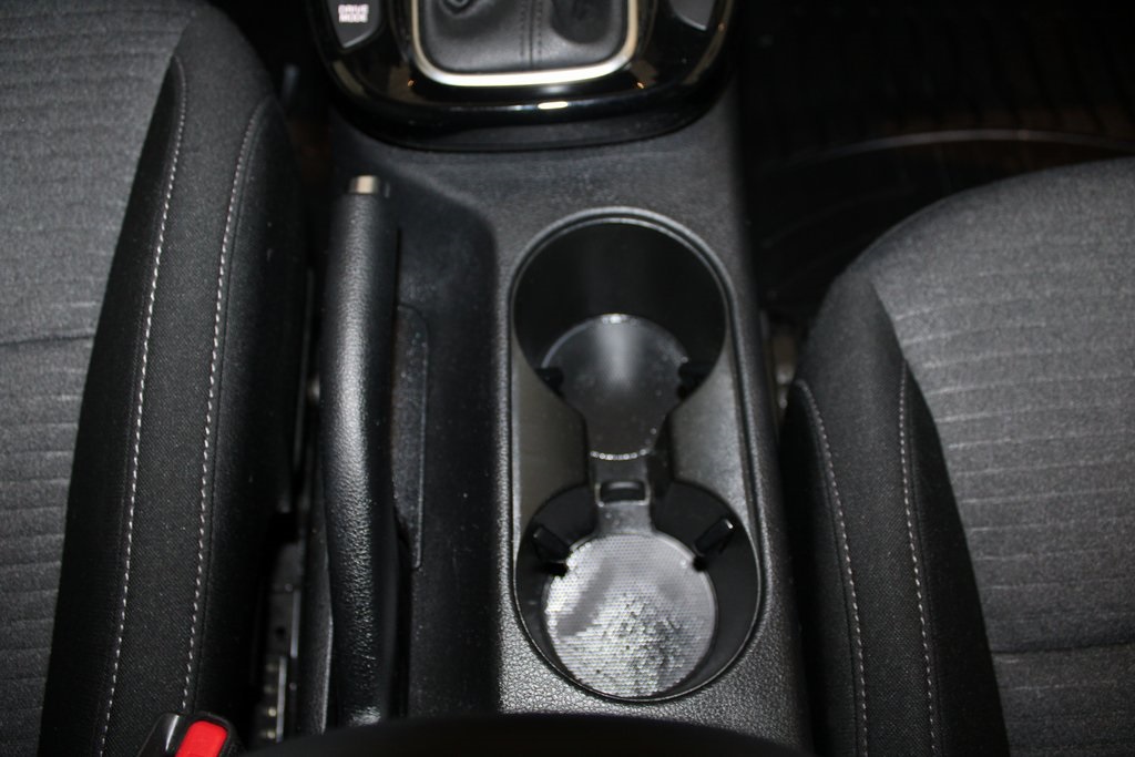 Vehicle image 31 of 41