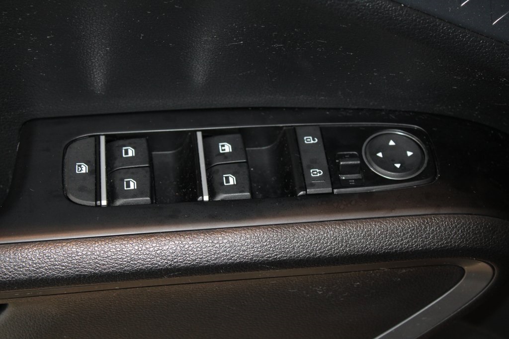 Vehicle image 12 of 41