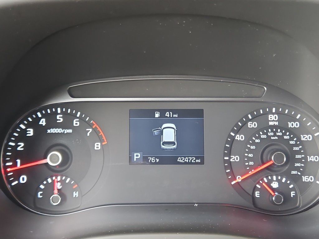 Vehicle image 18 of 27