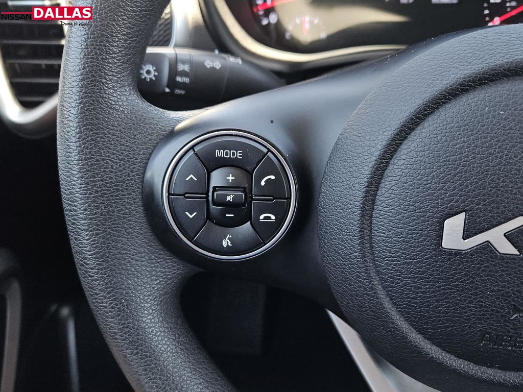 Vehicle image 29 of 30
