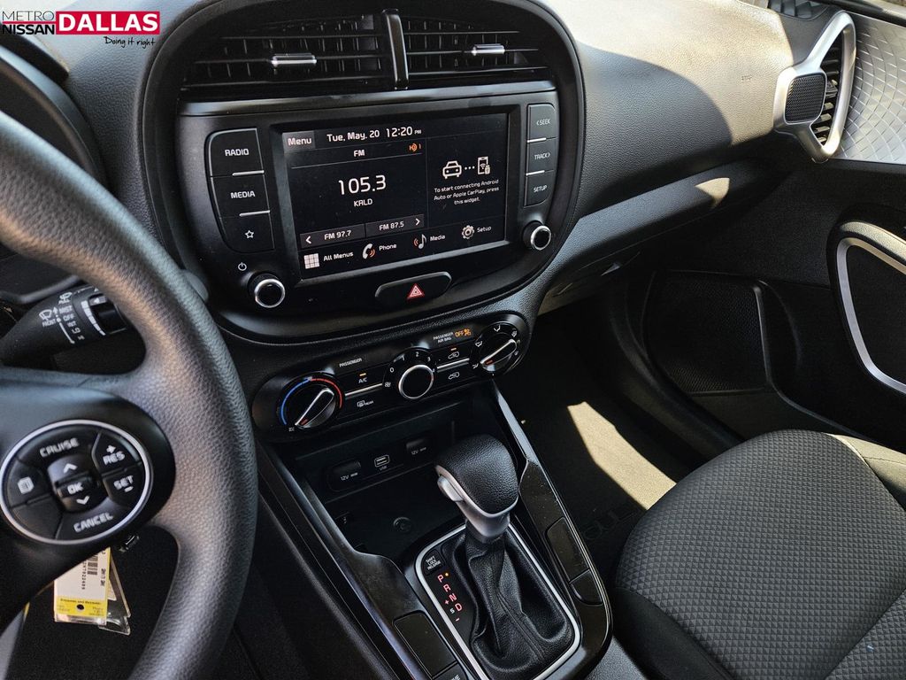 Vehicle image 20 of 30