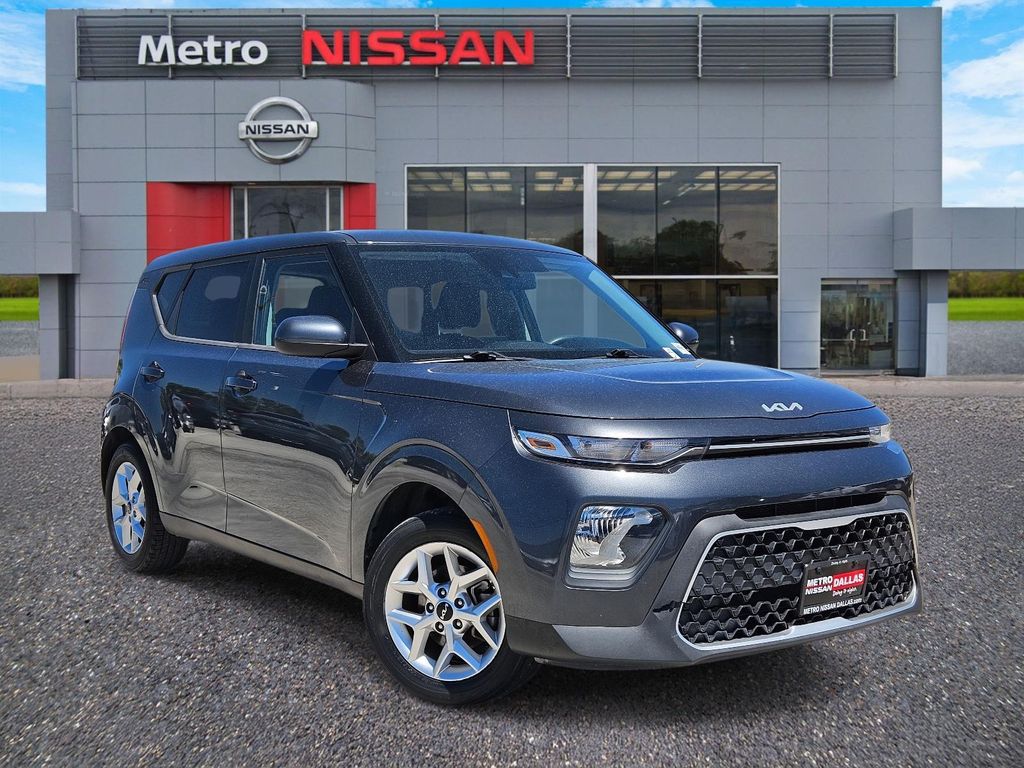 Vehicle image 2 of 30