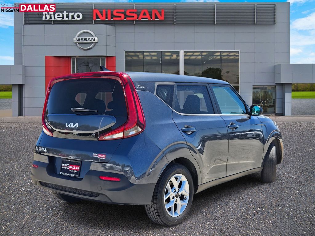 Vehicle image 5 of 30