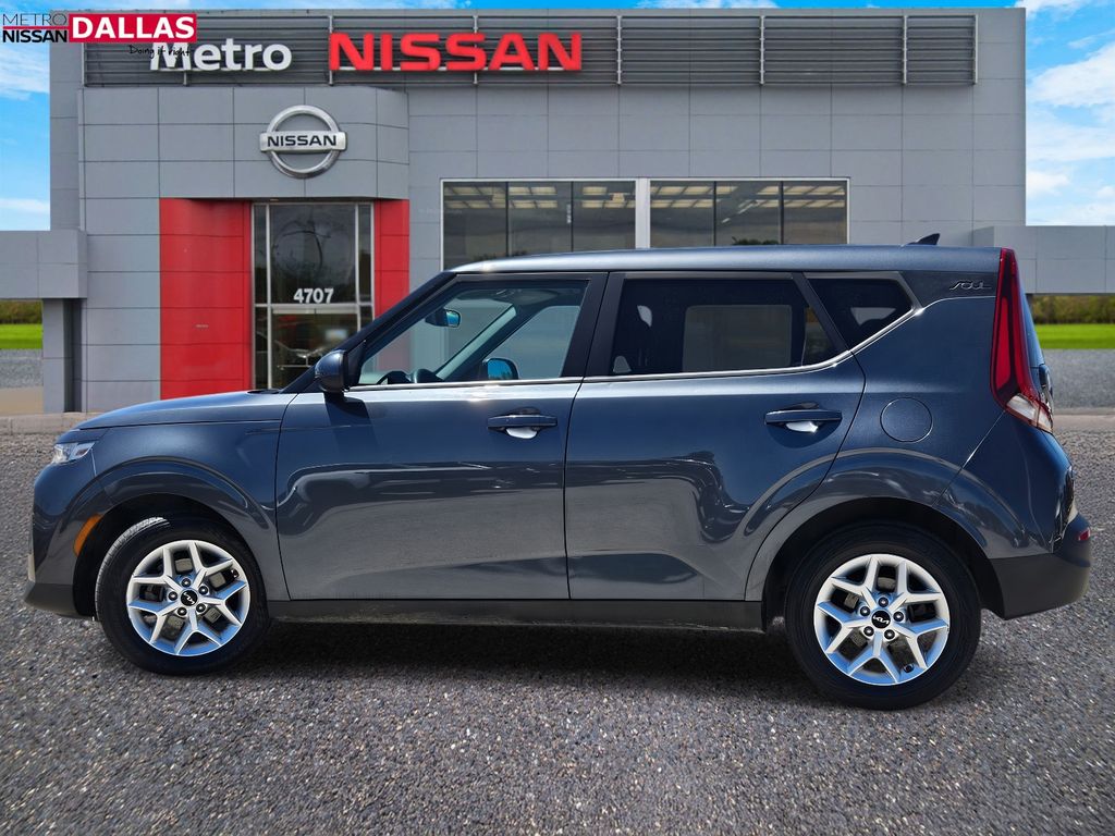Vehicle image 7 of 30