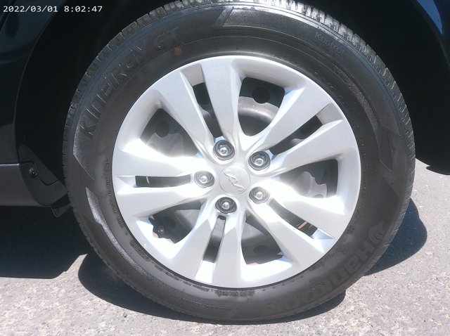 Vehicle image 9 of 29