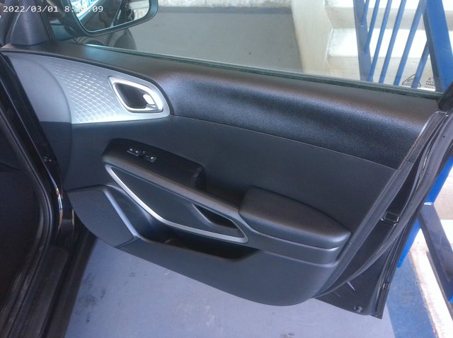 Vehicle image 26 of 29
